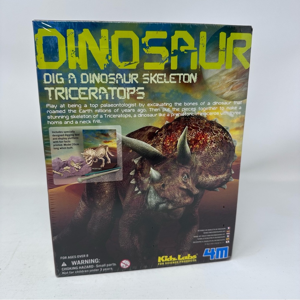 Triceratops Dig a Dinosaur Excavation Skeleton Kit 4M Kidz Labs Sealed